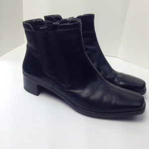 ECCO womens ankle leather boots